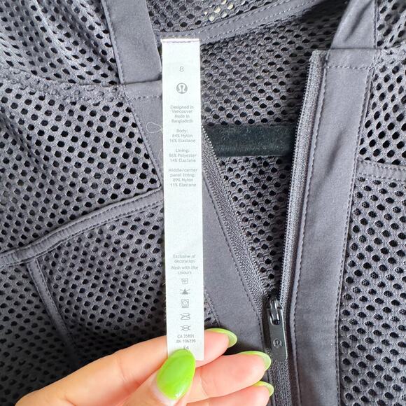 Lululemon Black Mesh Relaxed Fit Full Zip Hooded Jacket - Size 8 - Picture 4 of 9